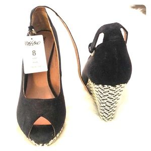 *NEW* Mossimo Black & Tan Espadrille Wedges